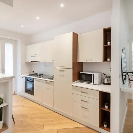 White Flat Gallia Apartment Rome