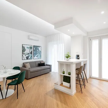White Flat Gallia Apartment Rome