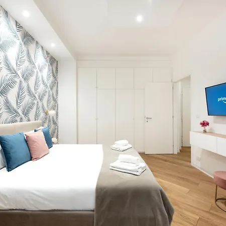 Apartment White Flat Gallia